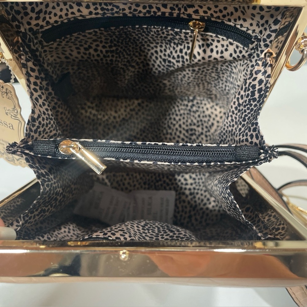 NWT Alyssa Croc-Embossed Frame Handbag - Beige/Nude Trapezoid Top Handle Bag - Picture 7 of 11